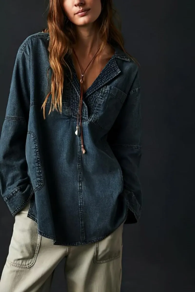 Chouyatou Women's Distressed V Neck Denim Jackets Boyfriend Loose Fit Bussiness Casual Jean Pullover Tops