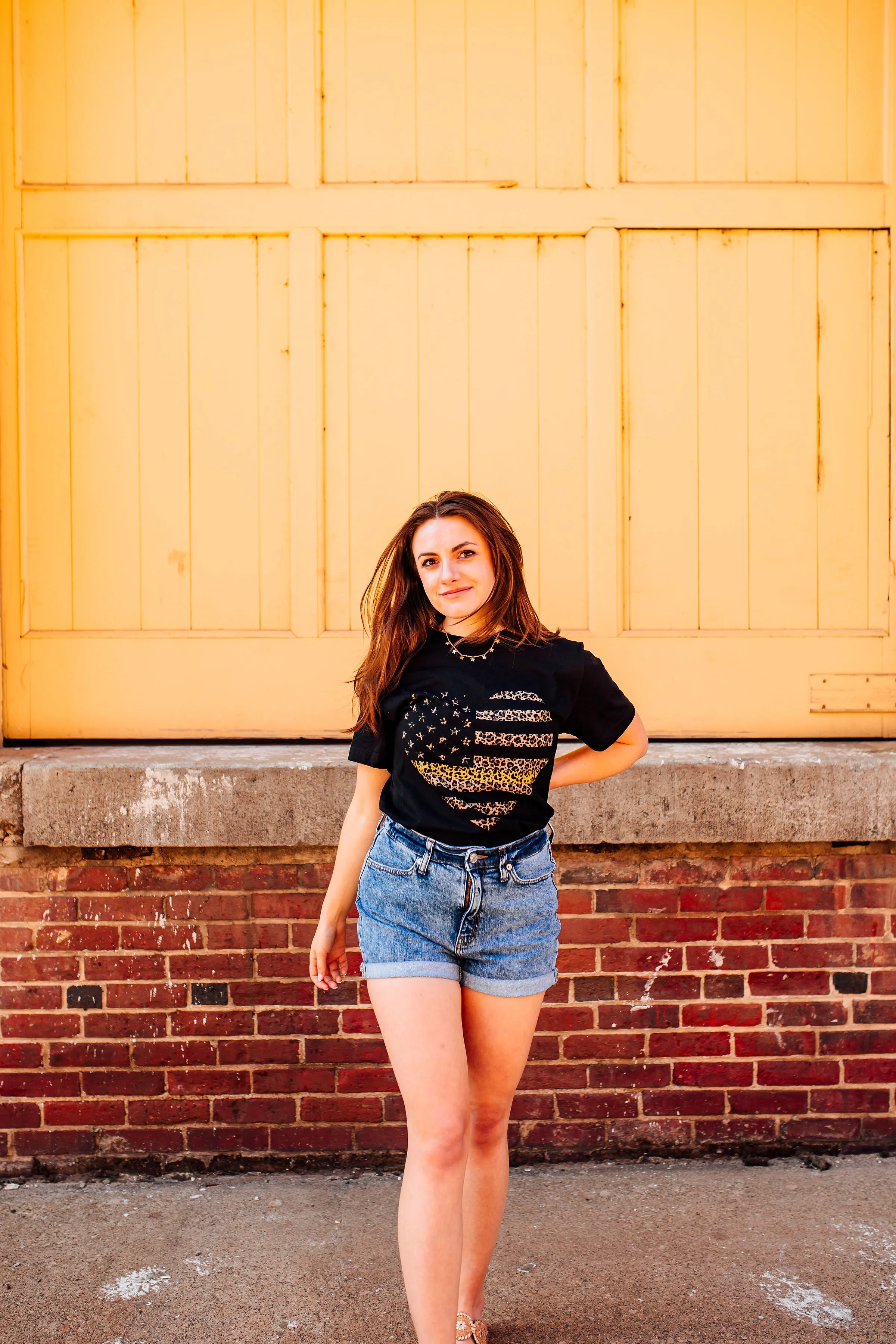 Distressed Leopard Heart Flag © Unisex Tee (Thin Gold Line)
