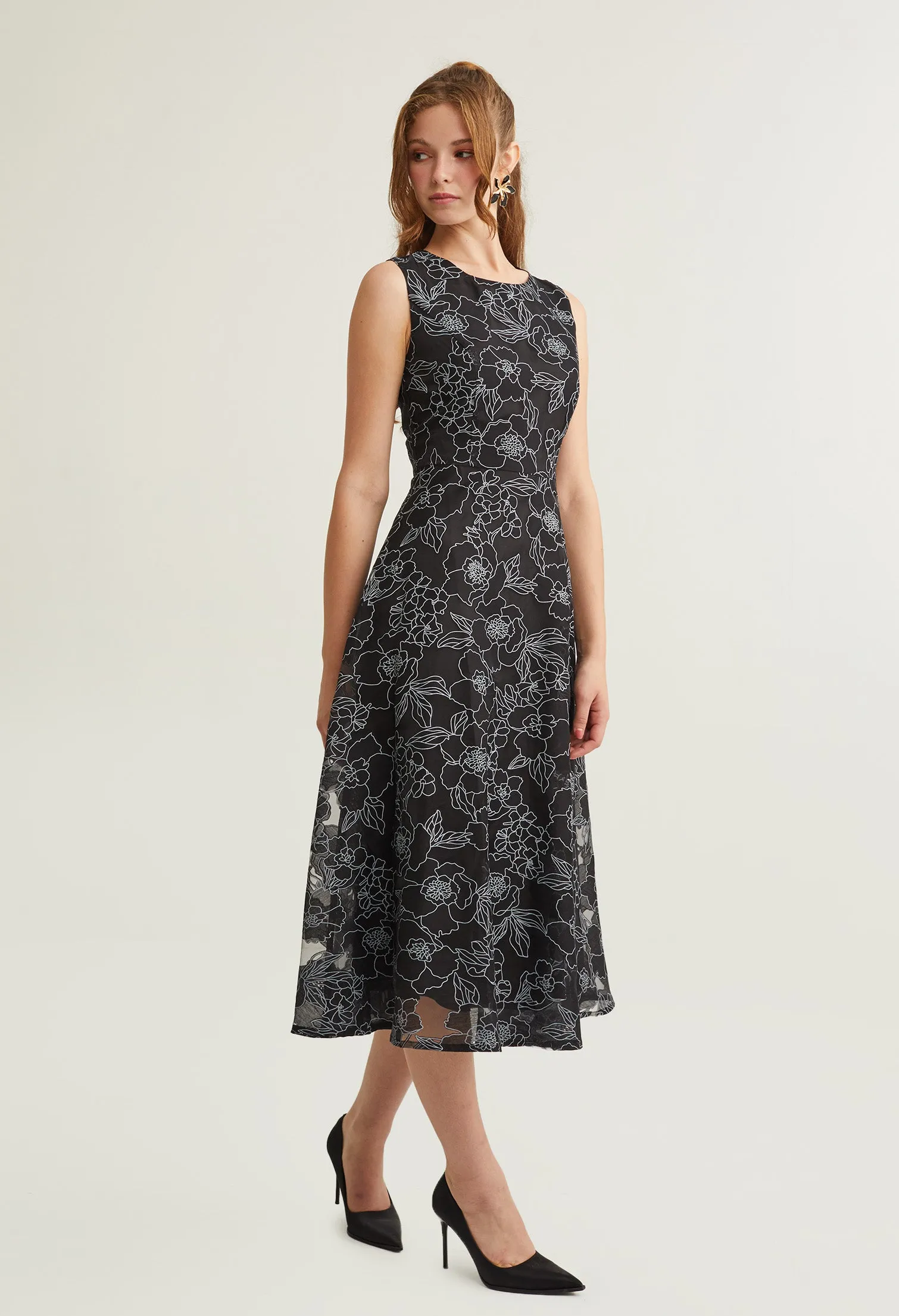 Floral Contrast Embossed Layered Midi Dress