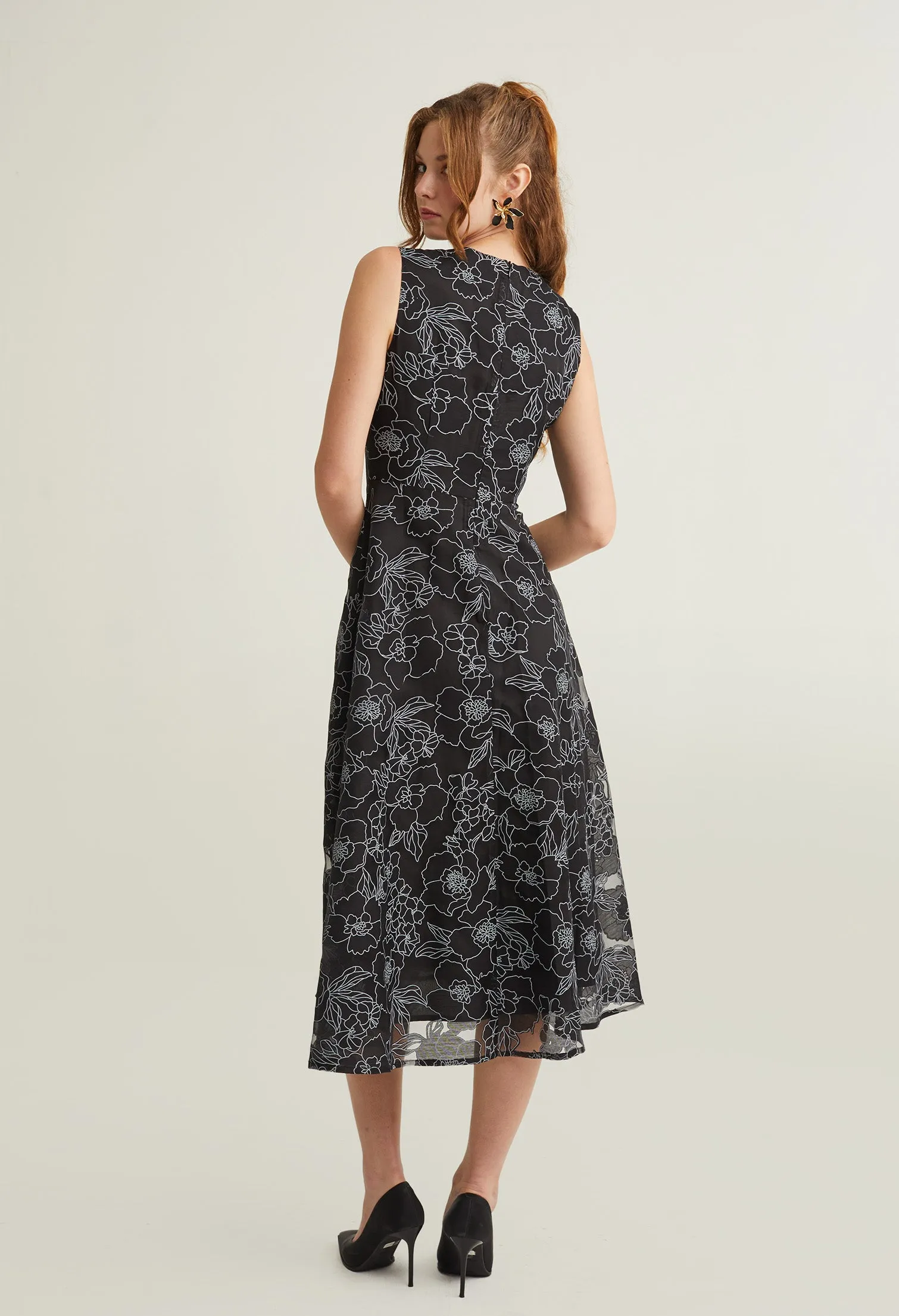 Floral Contrast Embossed Layered Midi Dress