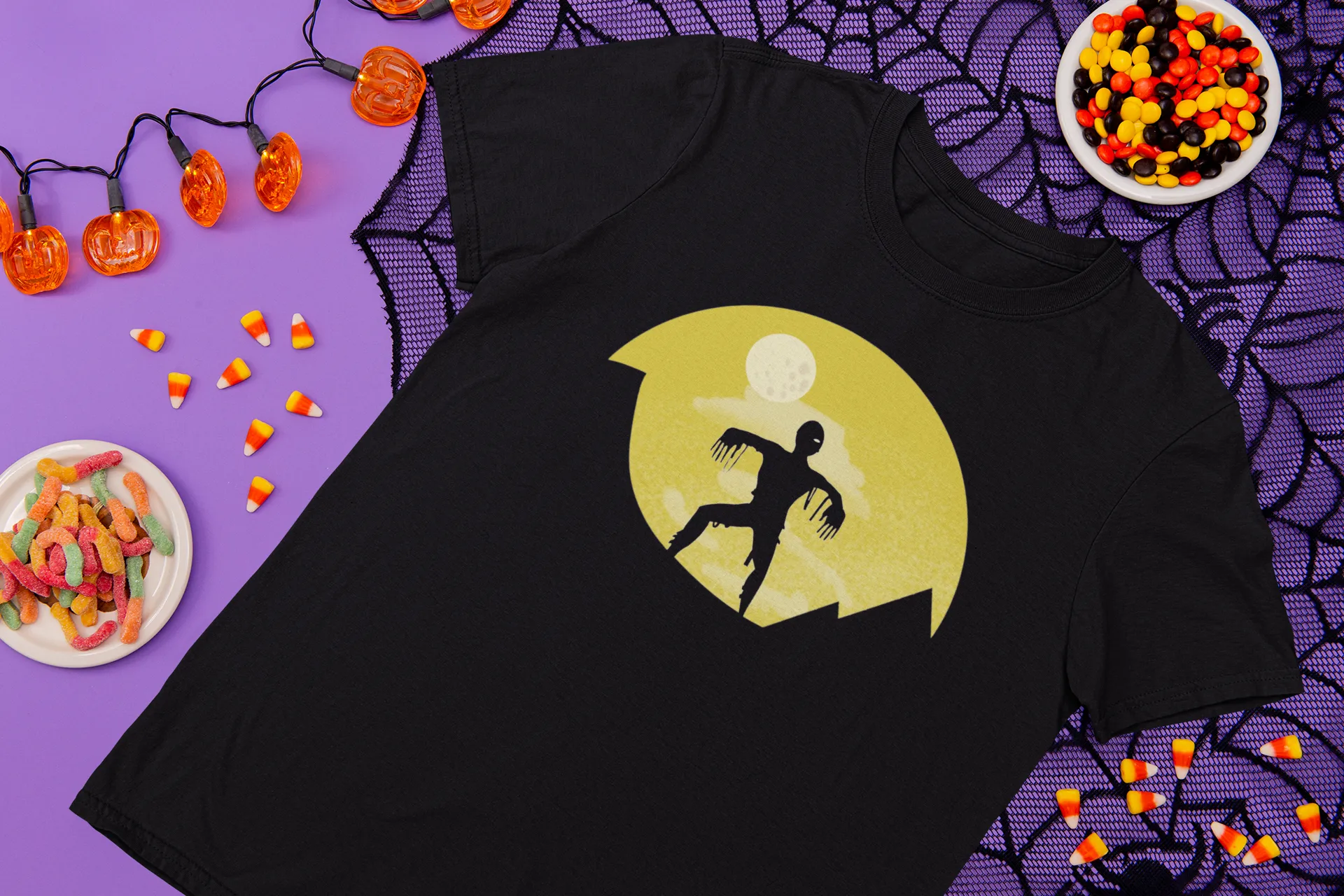 Full Moon: Mummy | Halloween T-Shirt