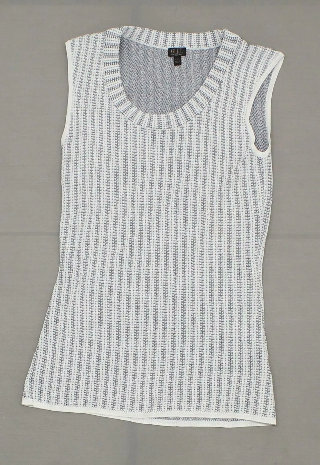 G.I.L.I. Women's Sleeveless Crew Neck Novelty Sweater Deep Twilight XXS