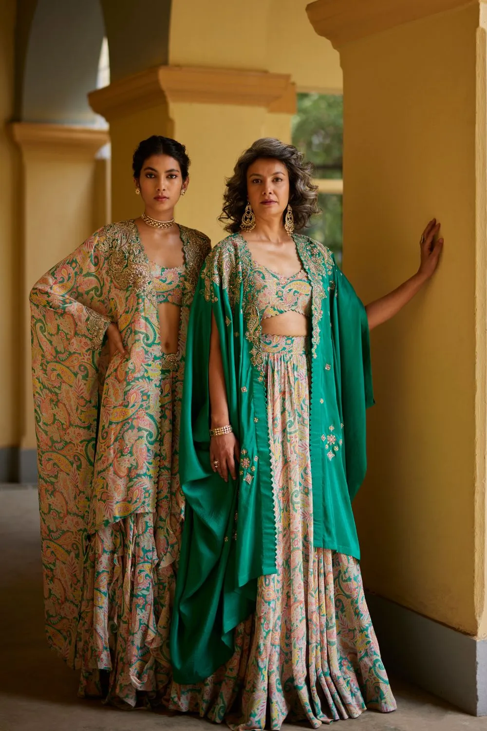 Juhi Cape Set