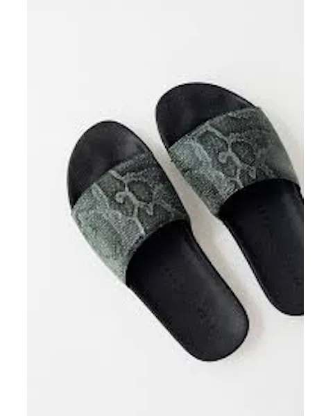 Lea Sport Slide