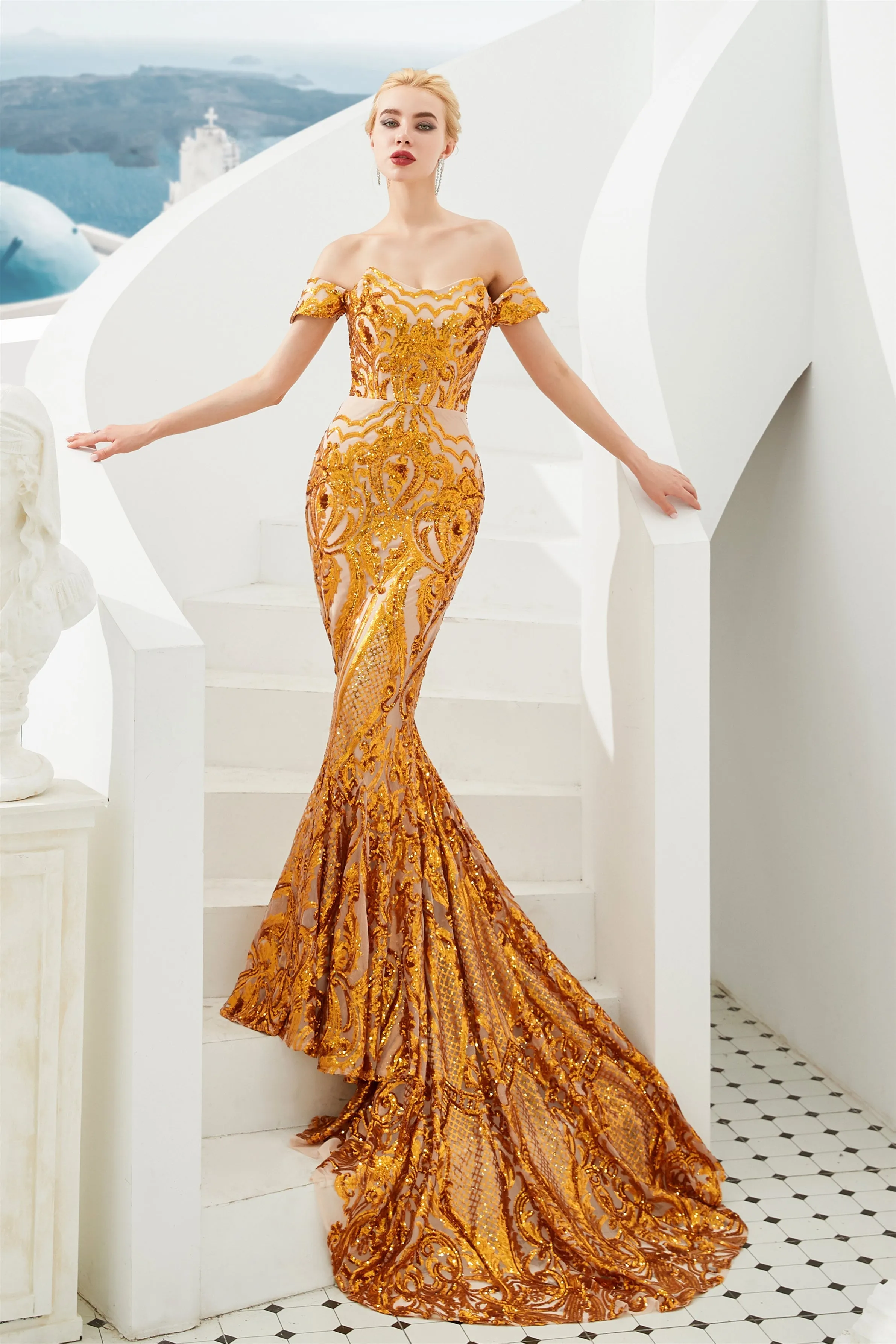 Mermaid Off-the-shoulder Sweetheart Sequined Sleeveless Backless Applique Prom Dress