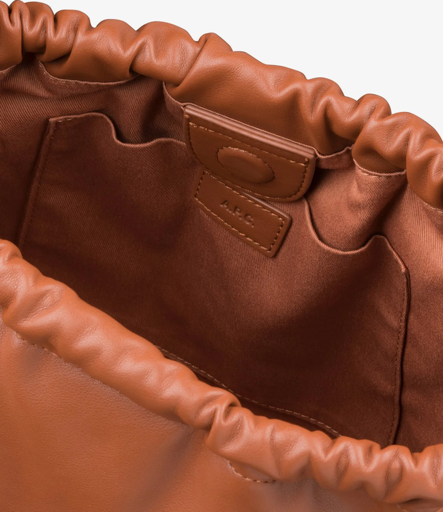 Ninon chain bag