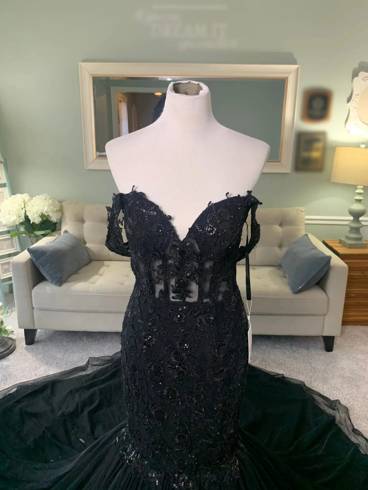Off Shoulder Corset Black Lace Tulle Court Mermaid Wedding Dress