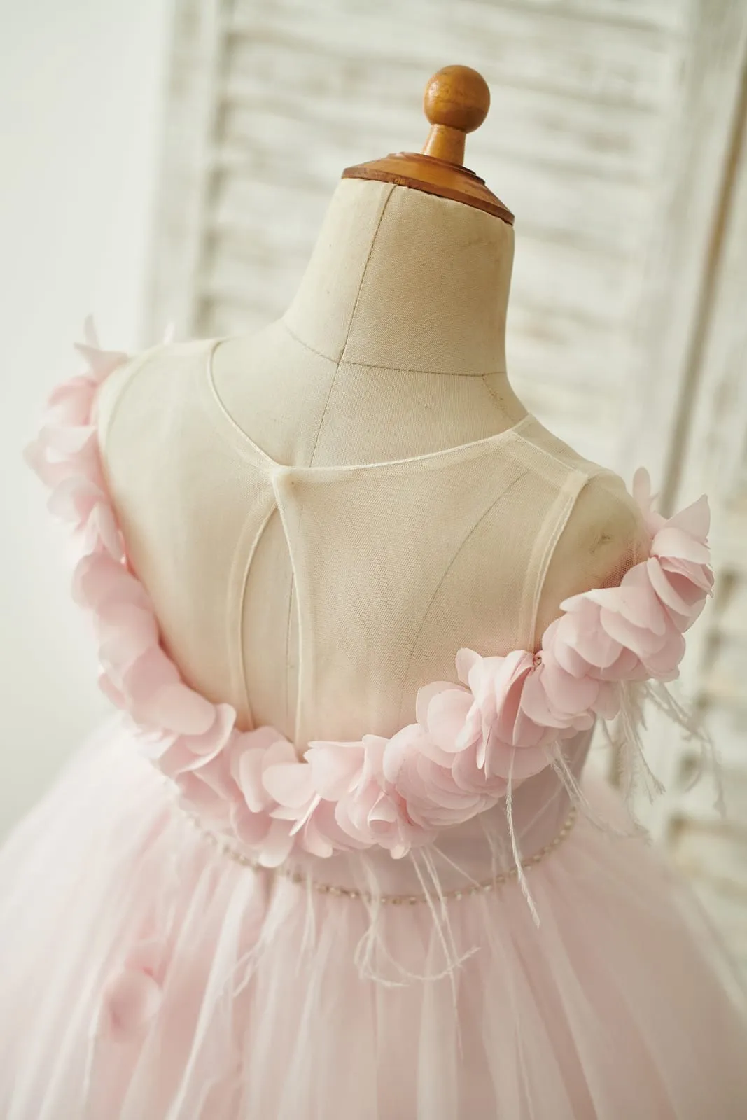 Off Shoulder Pink Tulle Feathers Wedding Party Flower Girl Dress