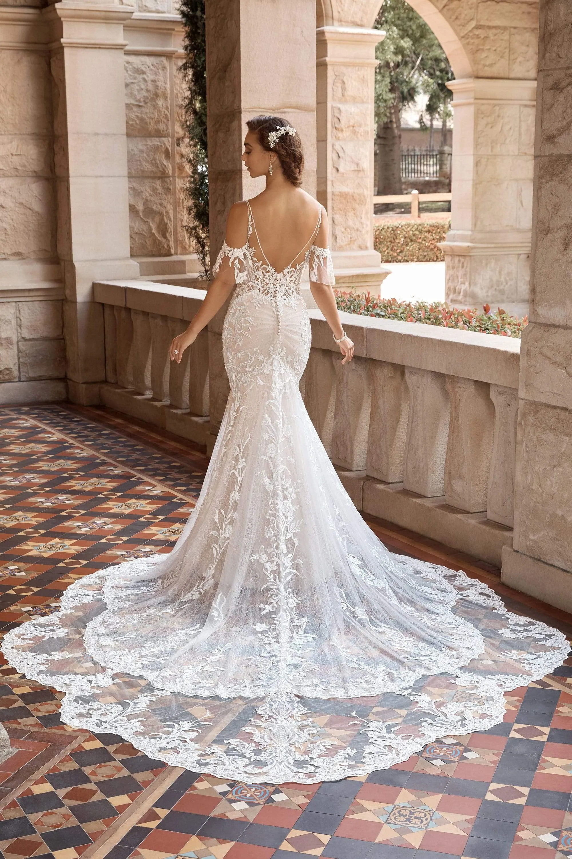 Sophia Tolli: ST2213 - Leighton