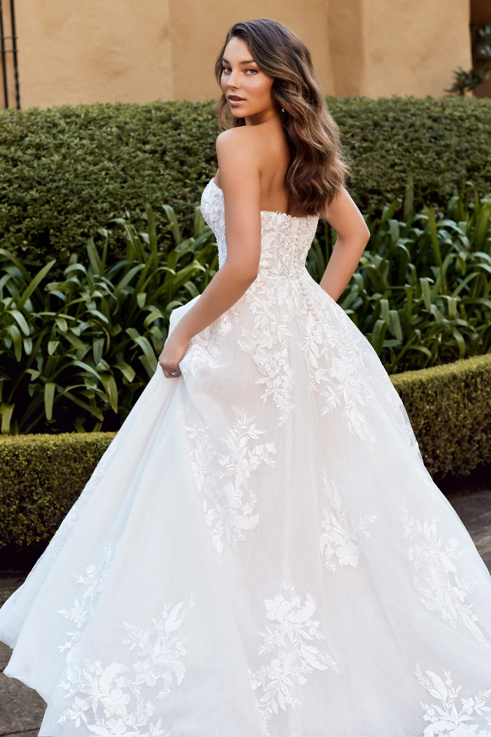 Sophia Tolli: Y3112 - Aisling