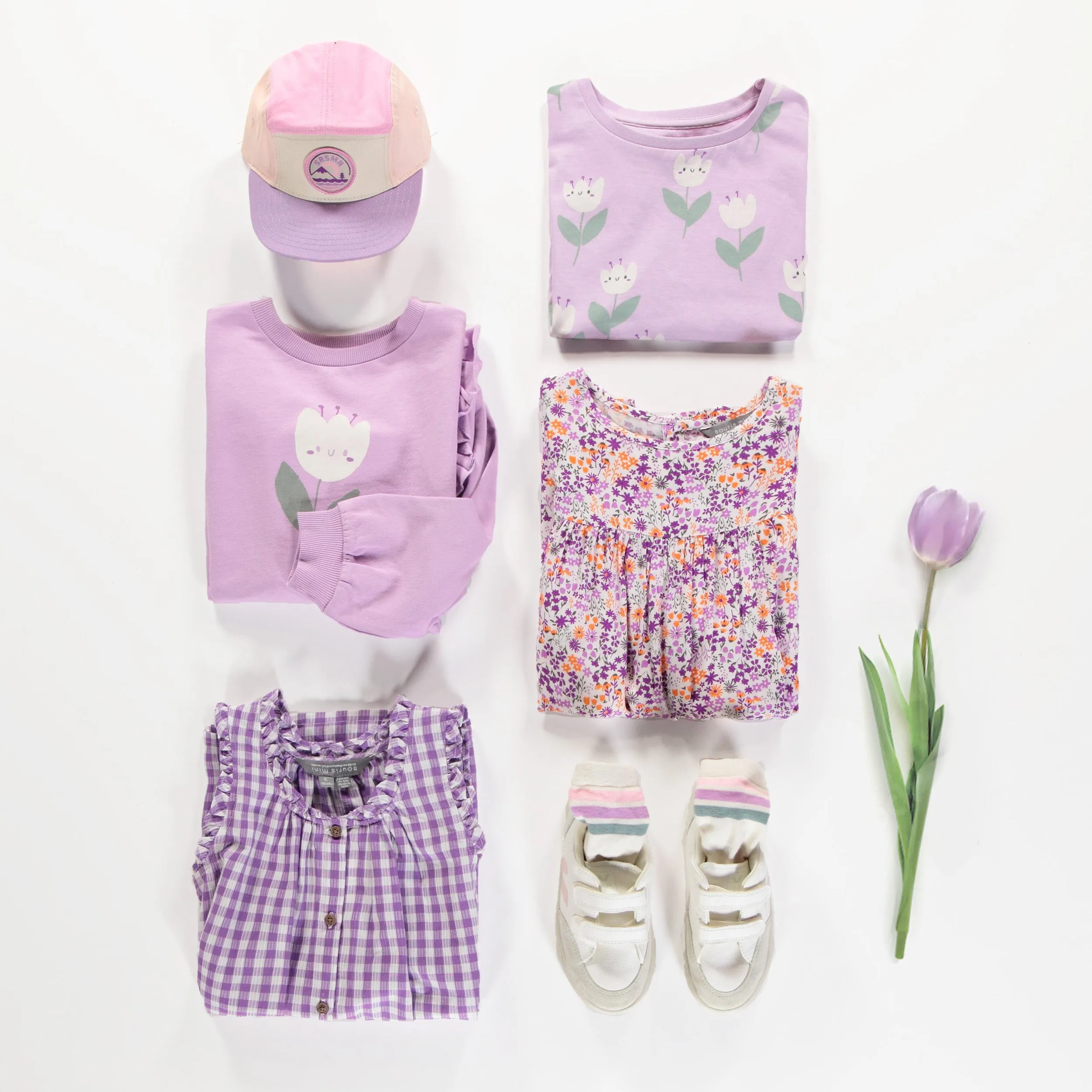 T-shirt ample lilas à motifs de jolies tulipes en jersey extensible, enfant || Loose-fitting lilac t-shirt with tulip all over print in stretch jersey, child
