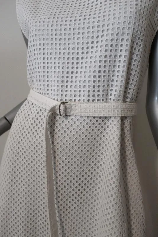 Theory Dress Afala White Eyelet Embroidered Cotton Size 6 Belted A-Line