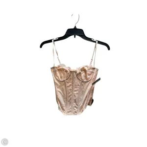 Top Sleeveless By Urban Outfitters In Pink