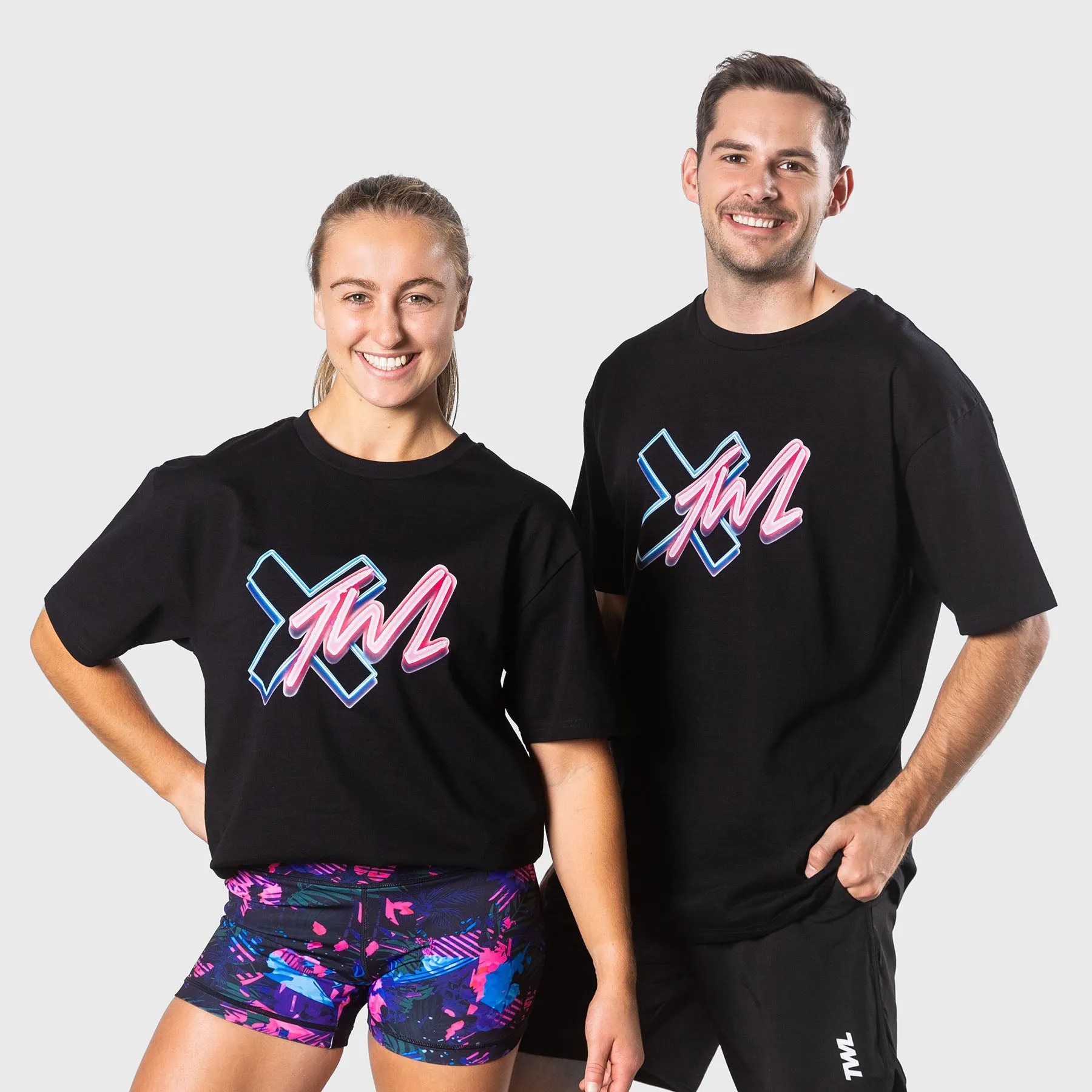 TWL - LIFESTYLE OVERSIZED T-SHIRT - BLACK/NEON