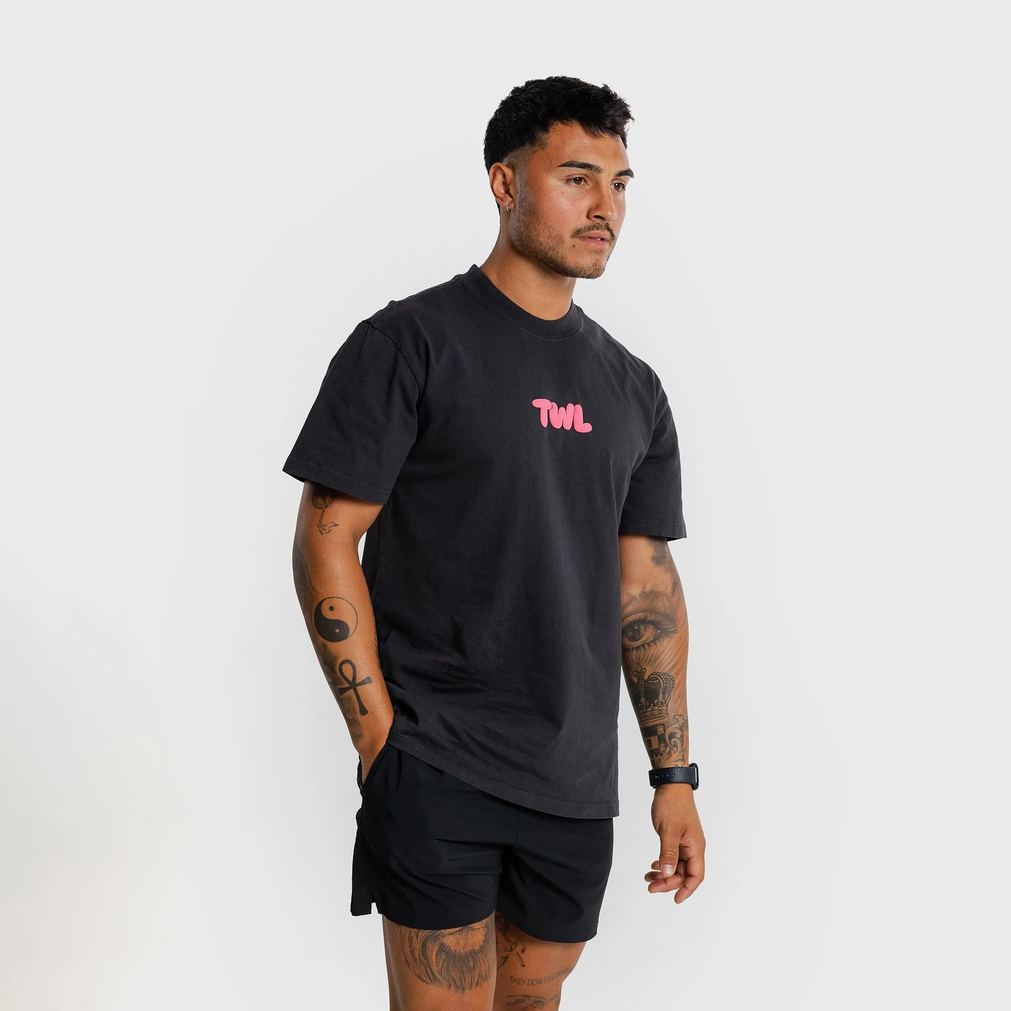 TWL - LIFESTYLE OVERSIZED T-SHIRT - PUFF - BLACK/FLAMINGO