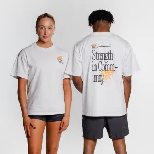 TWL - LIFESTYLE OVERSIZED T-SHIRT - STRENGTH IN COMMUNITY - FADED WHITE/ORANGE