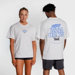 TWL - LIFESTYLE OVERSIZED T-SHIRT - TRAINING COLLECTIVE - FADED WHITE/COBALT BLUE