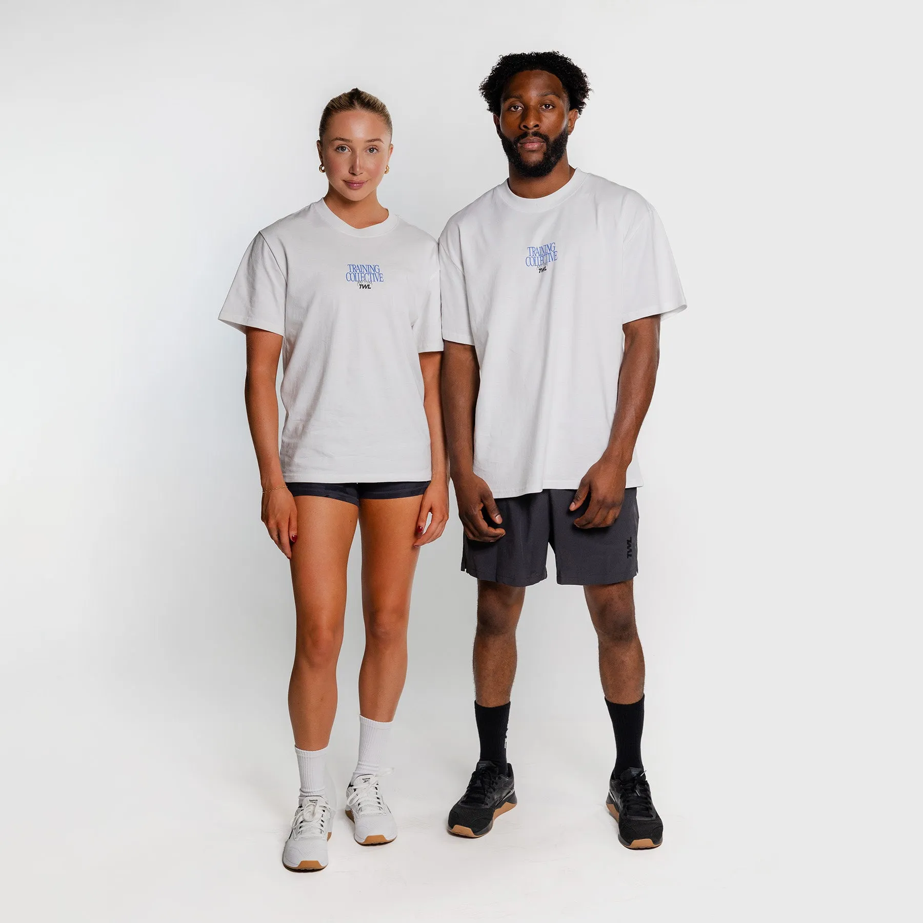 TWL - LIFESTYLE OVERSIZED T-SHIRT - TRAINING COLLECTIVE - FADED WHITE/COBALT BLUE