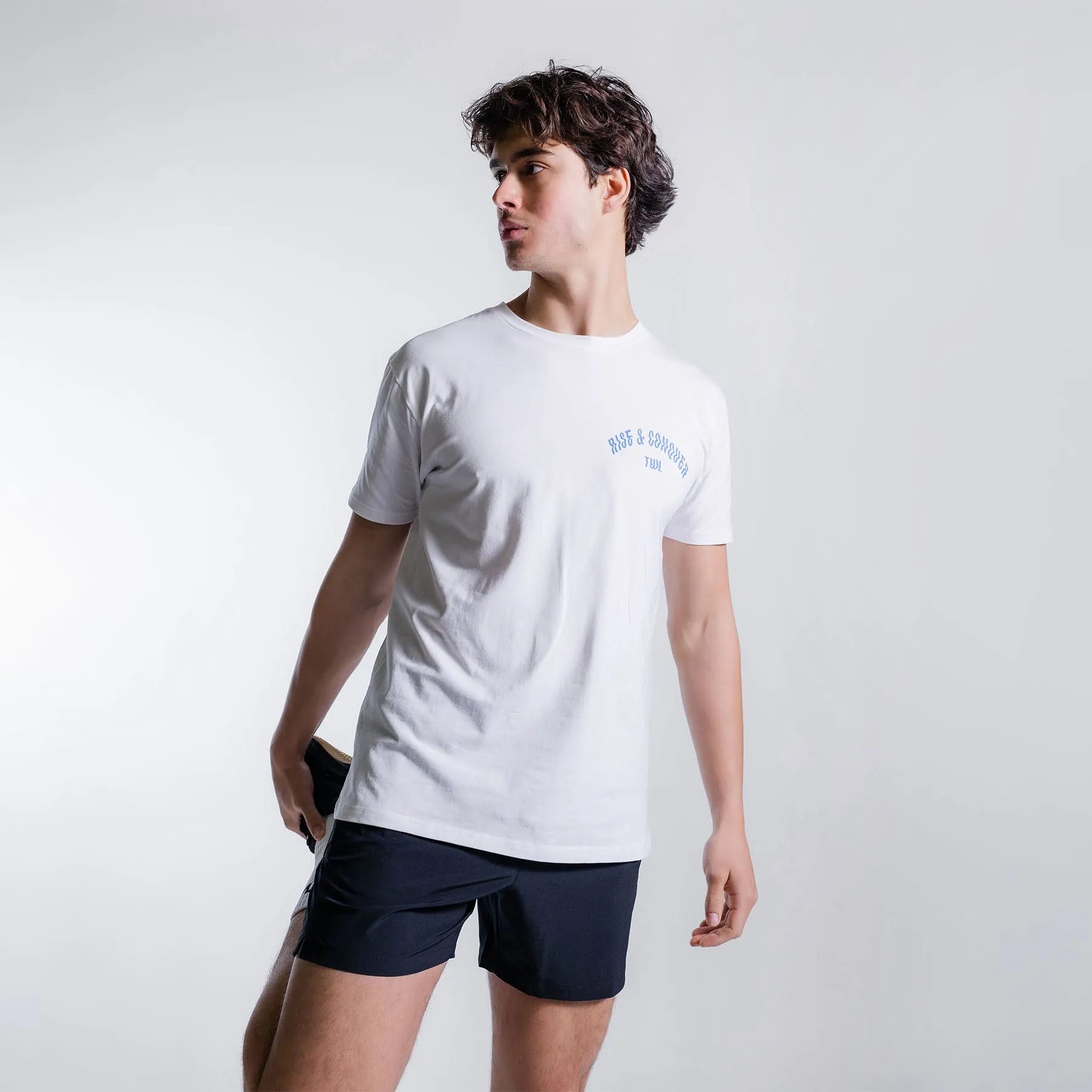 TWL - OVERSIZED T-SHIRT - RISE & CONQUER - WHITE