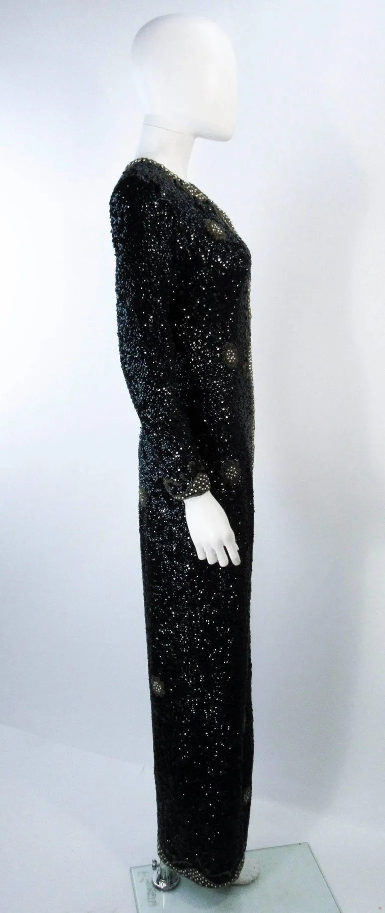 VINTAGE Circa 1960s Black & Gold Sequin Dress Size Medium