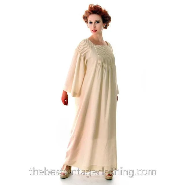 Vintage Marimekko Ivory Wool Maxi Gown Wedding? 1970s  Xsmall