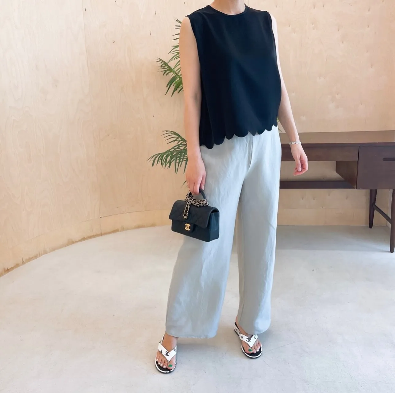 WaveCut Silky Sleeveless Top