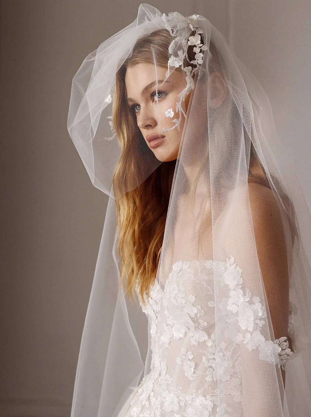 Wedding Dress Lace Appliques Off the Shoulder Princess Bride Gown