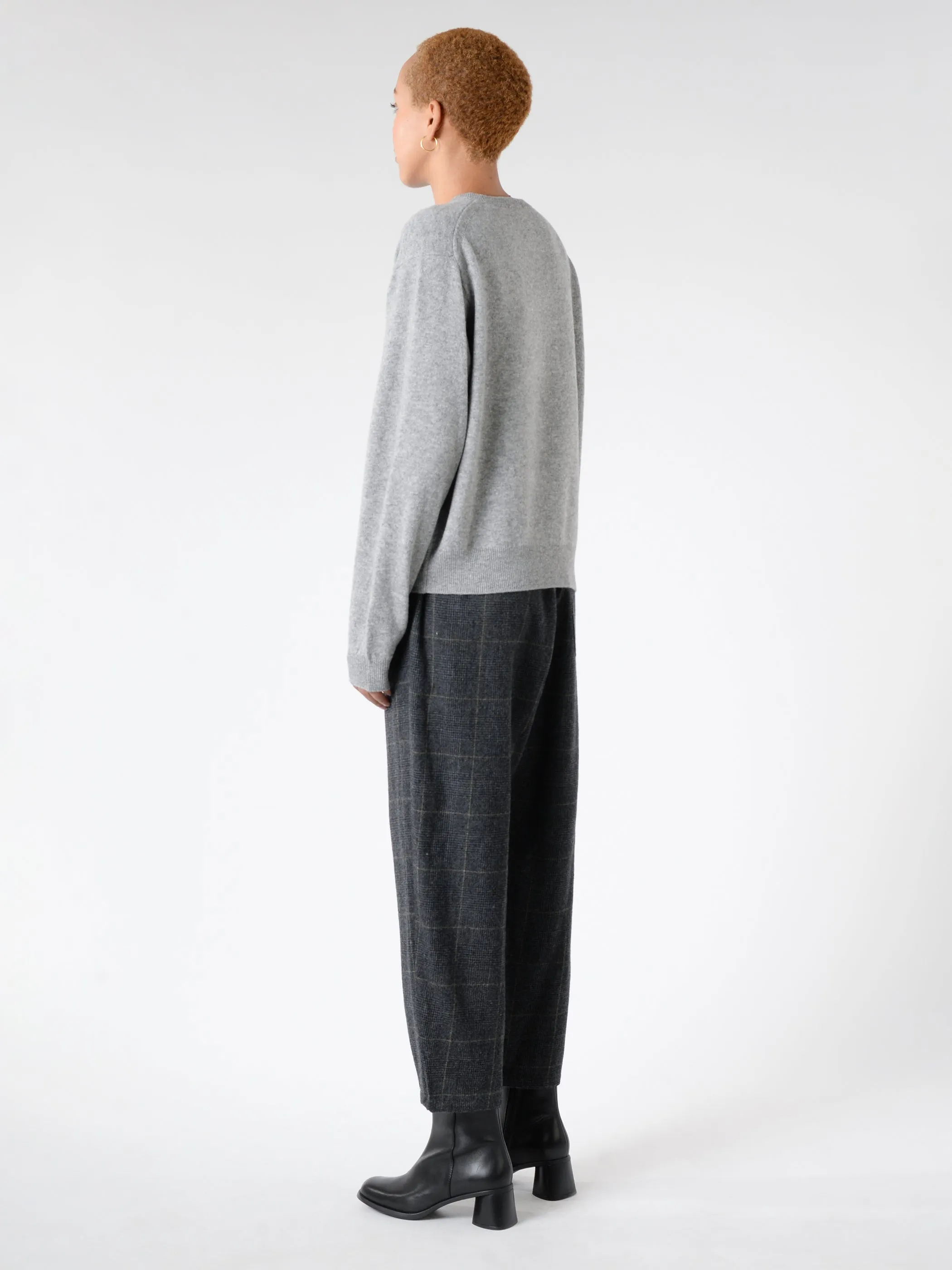 Women's Lambswool Crew Neck Knit Pullover