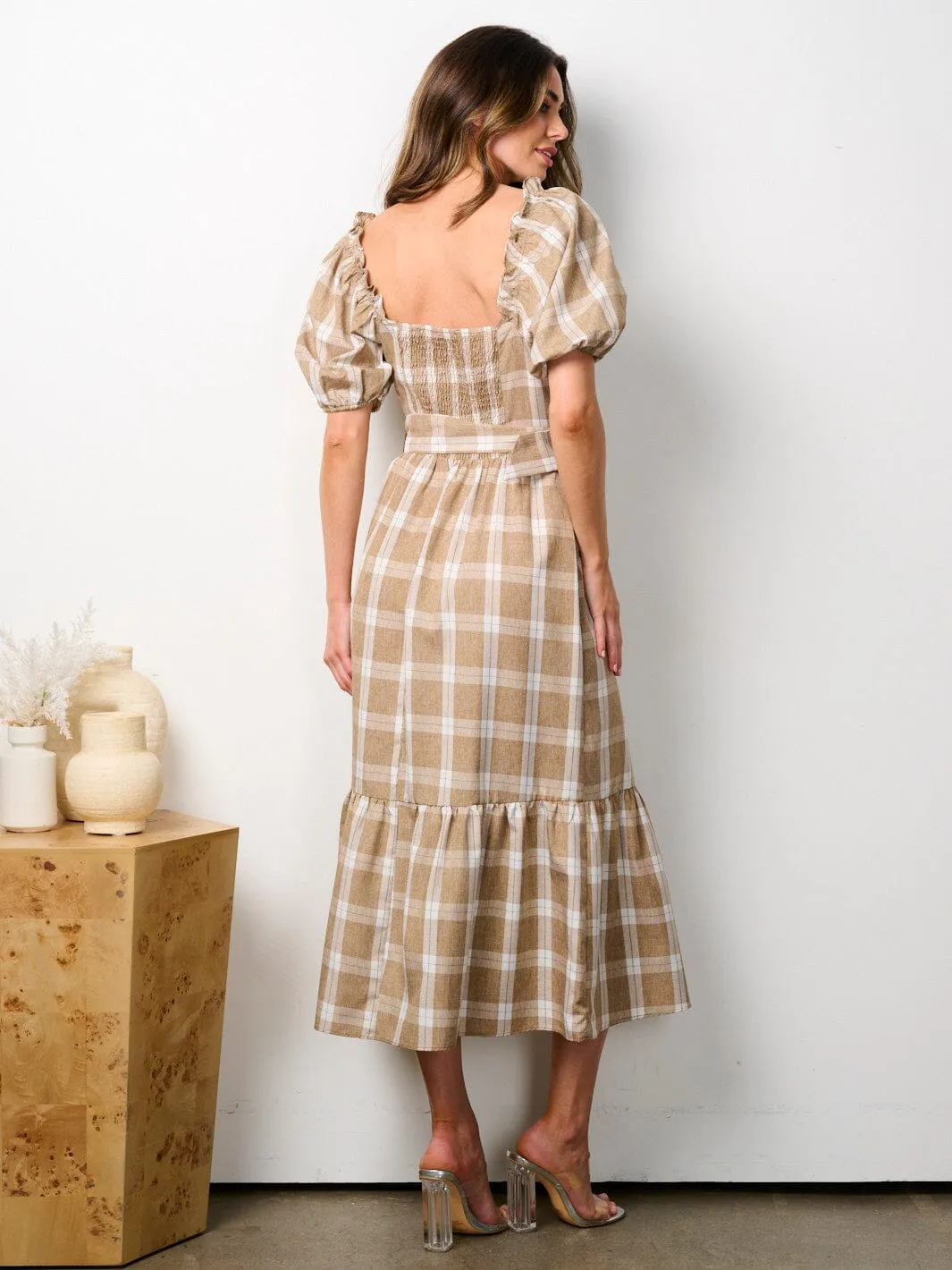 WOMEN'S SHORT PUFF SLEEVE BELTED CHECKER PRINT MIDI DRESS
