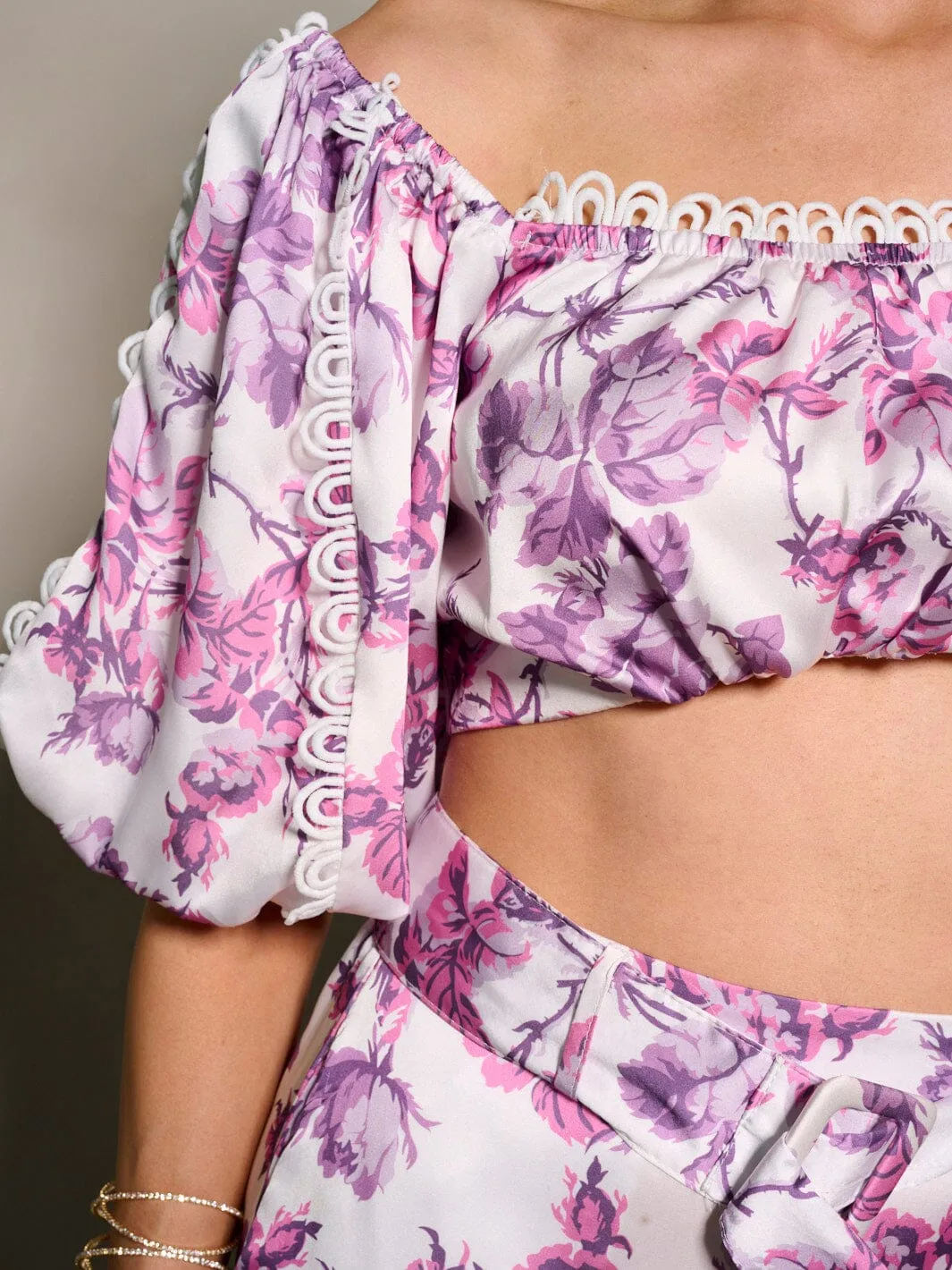 WOMEN'S SHORT SLEEVE CROP TOP & BELTED PANTS FLORAL 2PC. SET